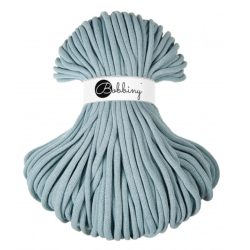 <span class="title-color">MISTY</span><br>Bobbiny 9mm<br><span class="title-second-line">Jumbo Baumwollkordel 100m</span> <span class="title-color">MISTY</span><br>Bobbiny 9mm<br><span class="title-second-line">Jumbo Baumwollkordel 100m</span>
