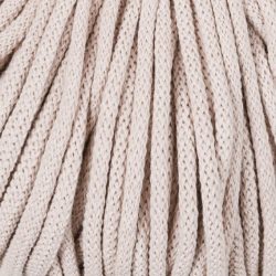 <span class="title-color">NUDE</span><br>Bobbiny 3mm<br><span class="title-second-line">Junior Baumwollkordel 100m</span> <span class="title-color">NUDE</span><br>Bobbiny 3mm<br><span class="title-second-line">Junior Baumwollkordel 100m</span>