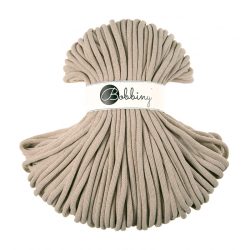 <span class="title-color">BEIGE</span><br>Bobbiny 9mm<br><span class="title-second-line">Jumbo Baumwollkordel 100m</span> <span class="title-color">BEIGE</span><br>Bobbiny 9mm<br><span class="title-second-line">Jumbo Baumwollkordel 100m</span>