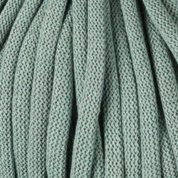 <span class="title-color">LAUREL</span><br>Bobbiny 9mm<br><span class="title-second-line">Jumbo Baumwollkordel 100m</span> <span class="title-color">LAUREL</span><br>Bobbiny 9mm<br><span class="title-second-line">Jumbo Baumwollkordel 100m</span>