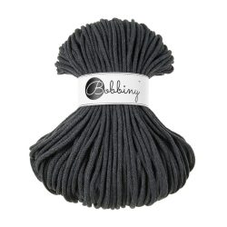 <span class="title-color">CHARCOAL</span><br>Bobbiny 5mm<br><span class="title-second-line">Premium Baumwollkordel 100m</span> <span class="title-color">CHARCOAL</span><br>Bobbiny 5mm<br><span class="title-second-line">Premium Baumwollkordel 100m</span>