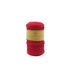 FUCHSIE Polyester Ropegarn 1.5mm 100m FUCHSIE Polyester Ropegarn 1.5mm 100m