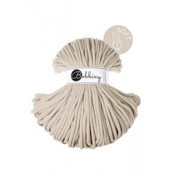 <span class="title-color">BEIGE</span><br>Bobbiny 8mm<br><span class="title-second-line">Baumwollkordel 100m</span> <span class="title-color">BEIGE</span><br>Bobbiny 8mm<br><span class="title-second-line">Baumwollkordel 100m</span>